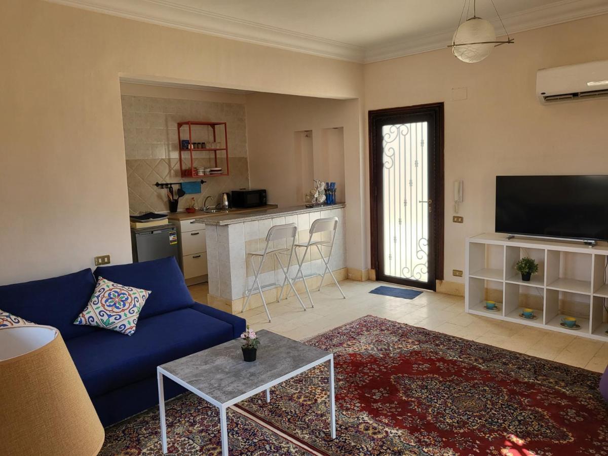 Lovely One-Bedroom Condo With Garden View Кайро Екстериор снимка
