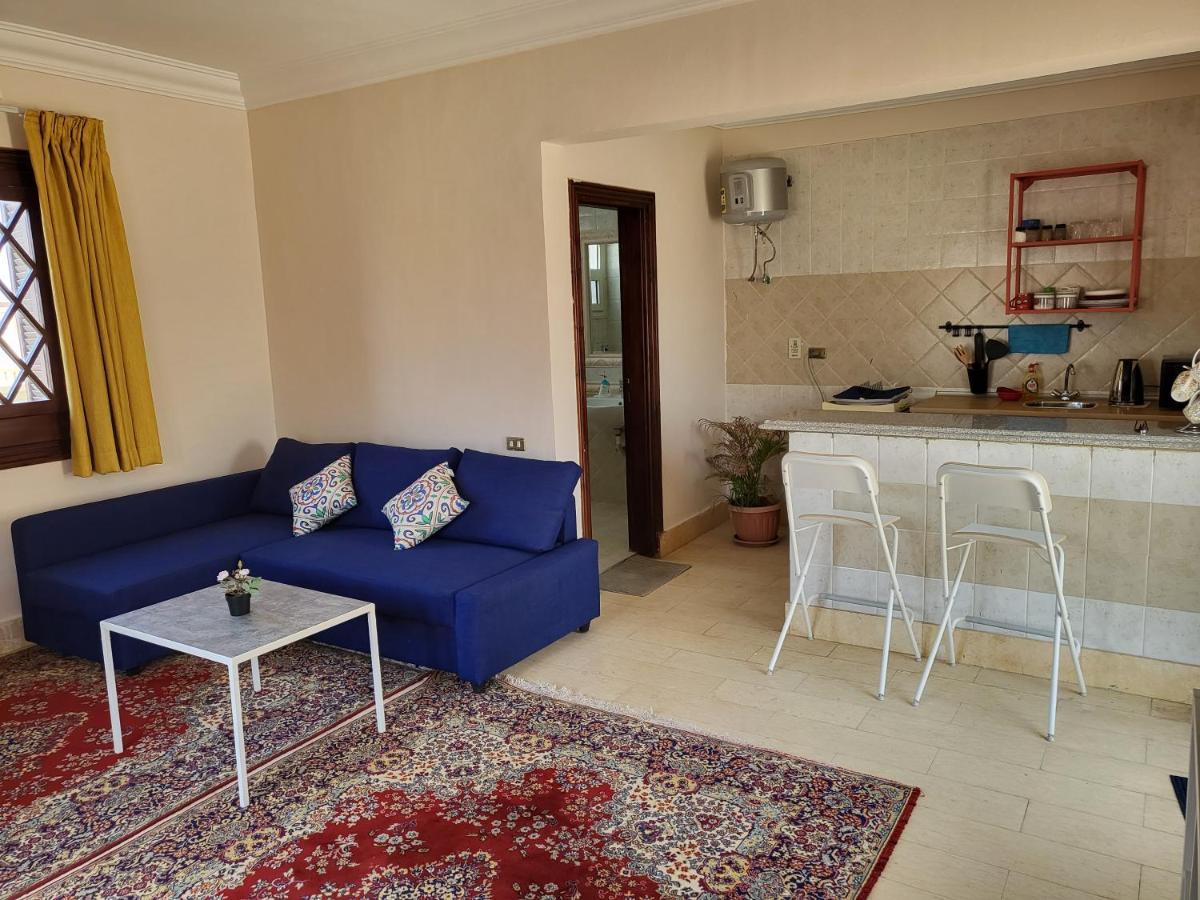 Lovely One-Bedroom Condo With Garden View Кайро Екстериор снимка